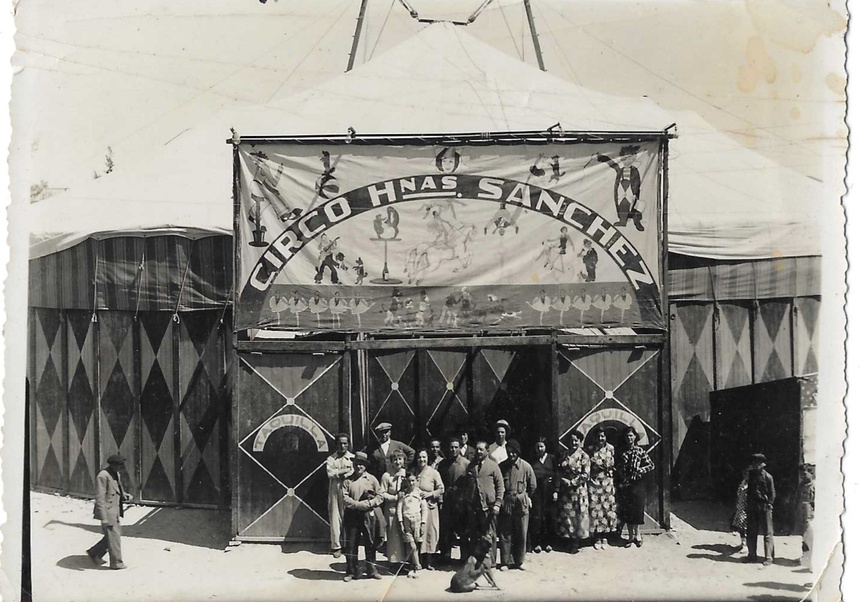 Circo Hermanas Sánchez, década de los 40.